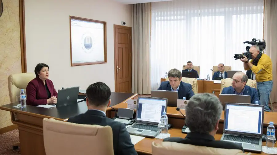 VIDEO Mai deschiși cu presa, dar nu întotdeauna! Gavrilița a refuzat să răspundă la întrebările jurnaliștilor
