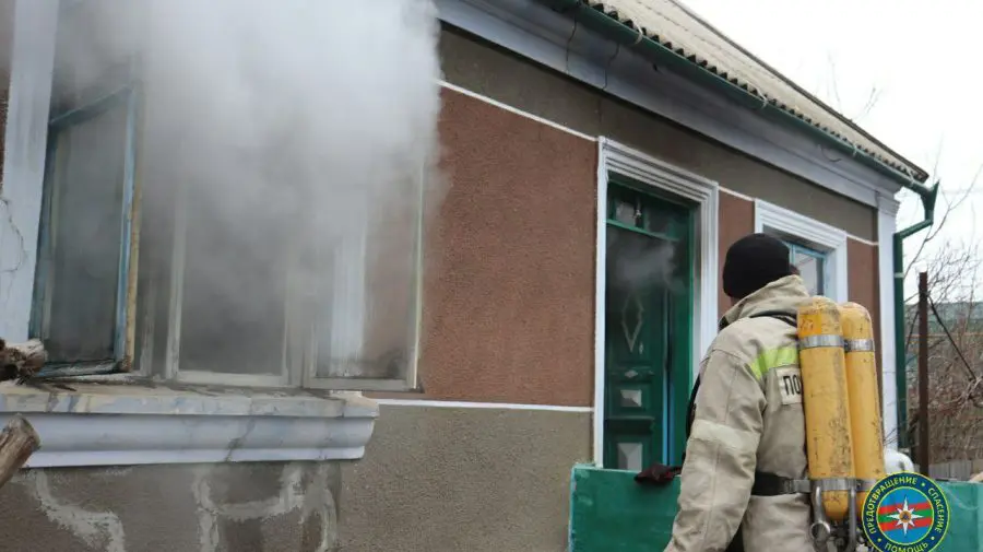 FOTO Tragic! Flăcările i-au luat viața unui bătrân din stânga Nistrului