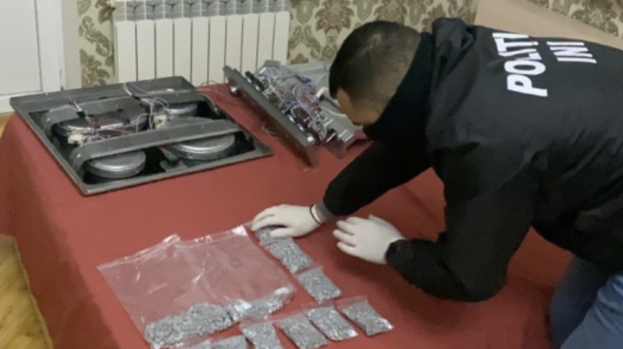 VIDEO Pastile Ecstasy – transportate prin rute de pasageri din Germania! Unde erau camuflate