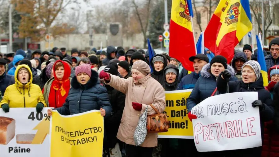 PSRM a organizat un protest local împotriva guvernării. Fără simbolică de partid, dar orientați spre alegeri anticipate