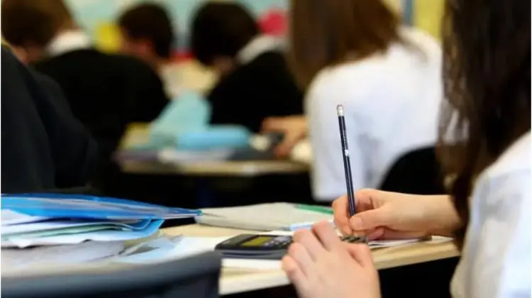 START înscrieri! Începând de astăzi poți depune dosarul pentru admiterea la liceele din Chișinău