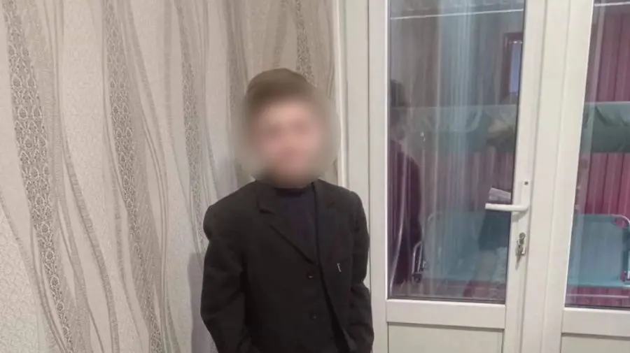 Băiatul din Soroca, care a fugit de familie, plasat într-un centru social. Ce istorie de viață se ascunde în spate?