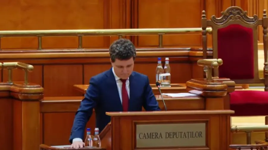 Zi istorică: Nicușor Dan a depus jurământul de Președinte al României