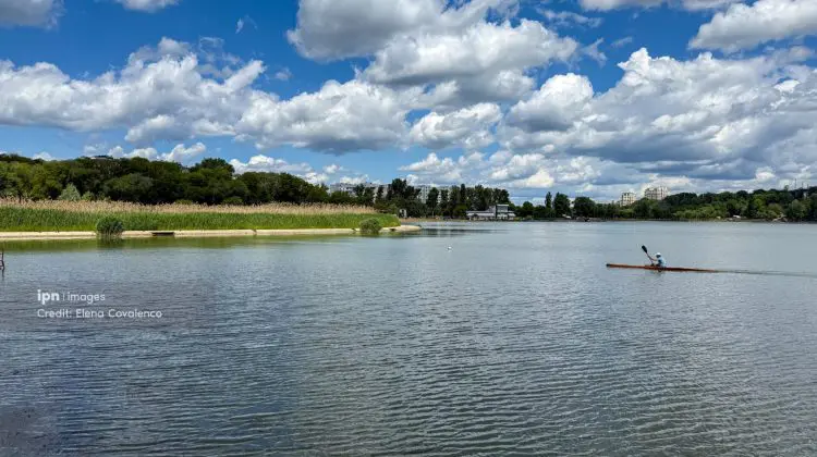 La Ungheni va fi creat un centru sportiv regional de caiac-canoe