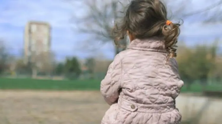Au nevoie de familii iubitoare. 91 de copii din Chișinău așteaptă să fie adoptați