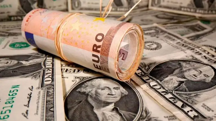 Poate euro depăși dolarul? Declarațiile șefei Băncii Centrale Europene