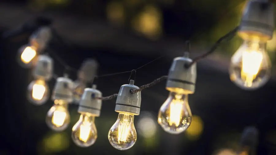Întreruperi programate de energie electrică astăzi în Chișinău și alte regiuni ale țării