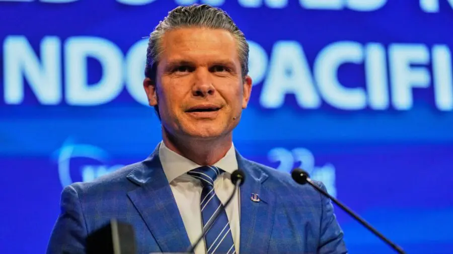Secretarul american al apărării lipsește, în premieră, de la reuniunea privind ajutorul pentru Kiev