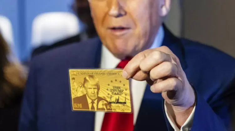 Trump a lansat site-ul pentru viza de SUA pentru bogaţi. „Gold cardul” costă 5 milioane de dolari
