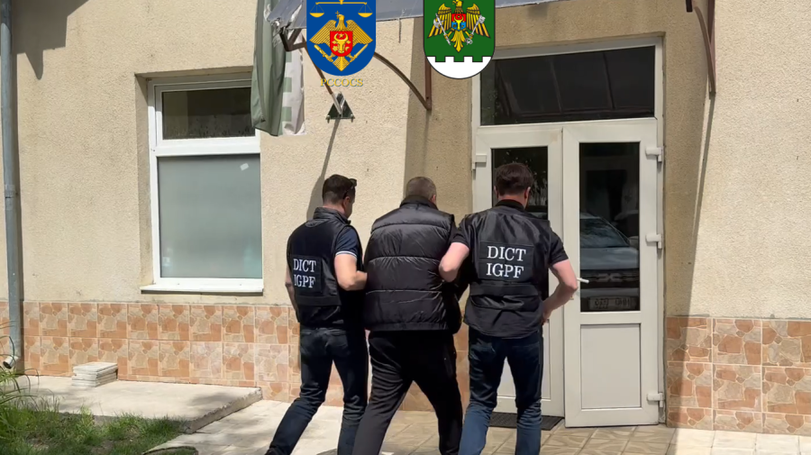 VIDEO Rețea de migrație ilegală, destructurată în Moldova. Membrii grupului criminal au fost încătușați