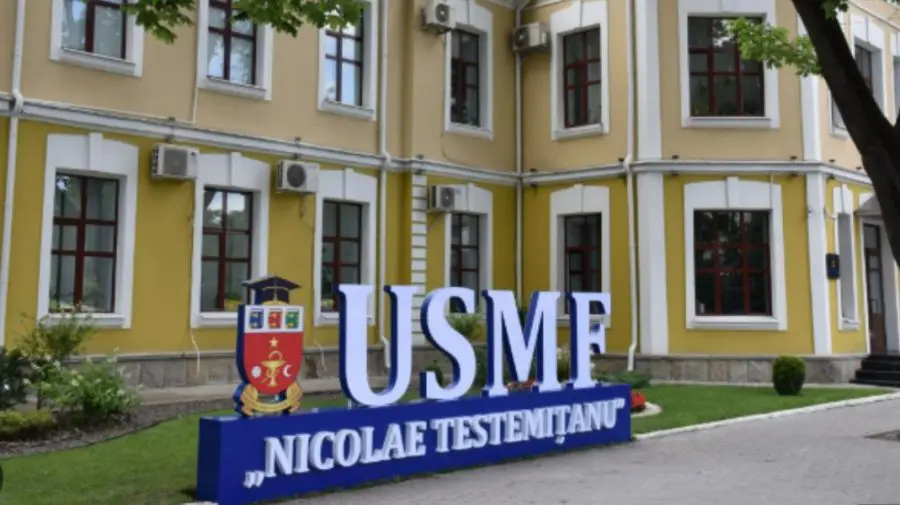 Admiterea la USMF începe luni: 500 de locuri bugetare pentru studii de licență