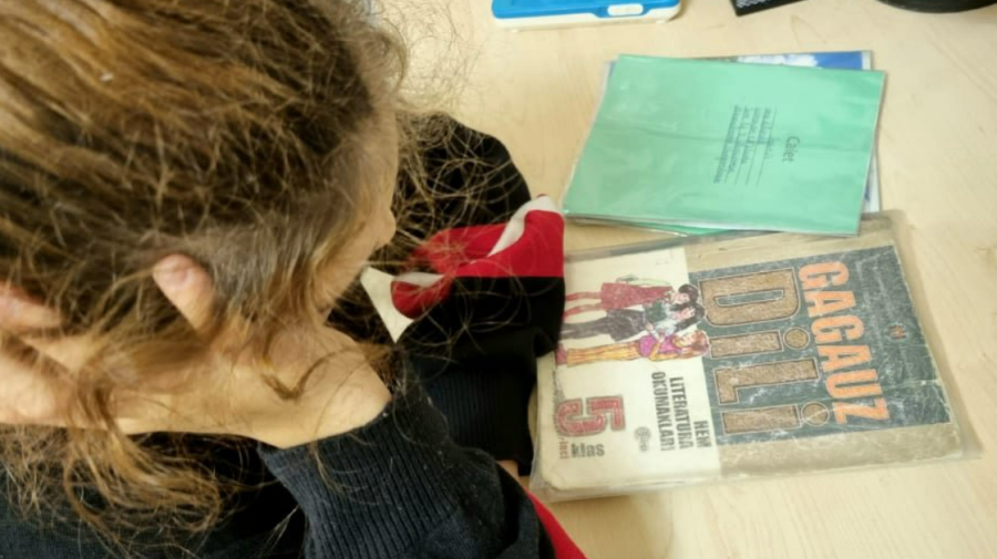 VIDEO Aproximativ 180.000 de oameni vorbesc limba găgăuză. Cei mai mulți locuiesc în Moldova