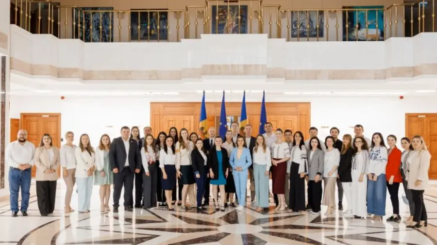 Modernizarea țării, discutată de președinta Maia Sandu cu participanții programului SPRINT