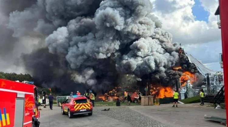 VIDEO Incendiu de proporții pe scena principală a Tomorrowland, unul dintre cele mai mari festivaluri din Europa