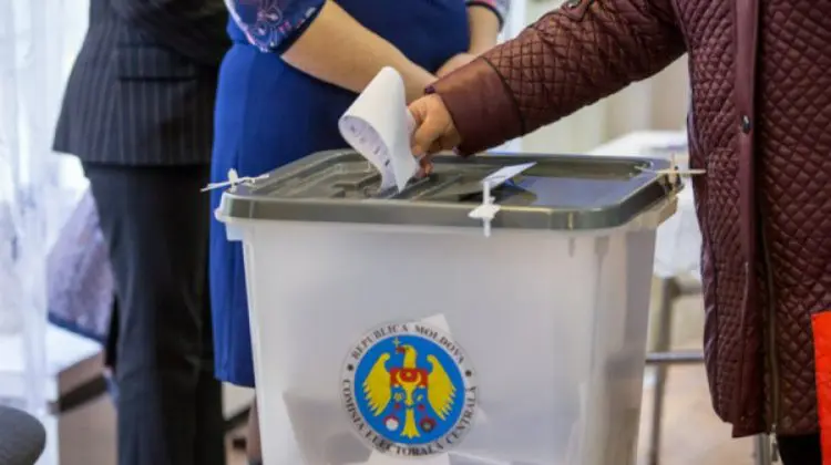 UE oferă 2,3 mln euro pentru alegeri corecte în Moldova: „Cetățenii merită transparență”