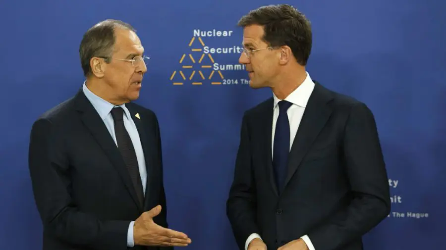 Replica tăioasă a lui Mark Rutte, pentru Lavrov: „Un singur lucru folositor nu a ieșit din gura lui”