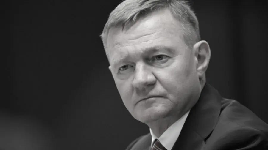 Roman Starovoit, ministrul rus care s-ar fi sinucis, era vizat de o anchetă pentru deturnare de fonduri