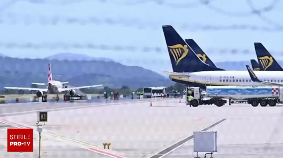 Accident mortal pe pista aeroportului Bergamo: Un bărbat, aspirat de motorul unui avion