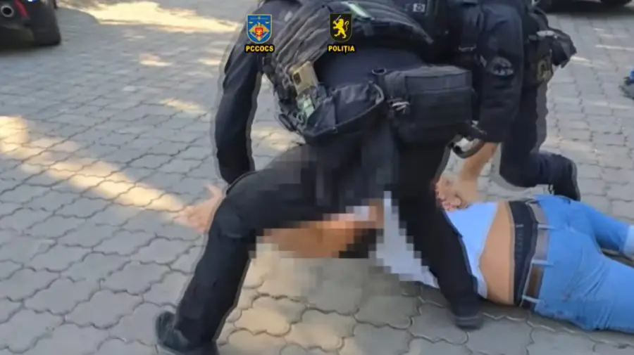 VIDEO Escrocherii în lanț pe platforme crypto: Bărbat reținut după ce a păcălit mai multe persoane