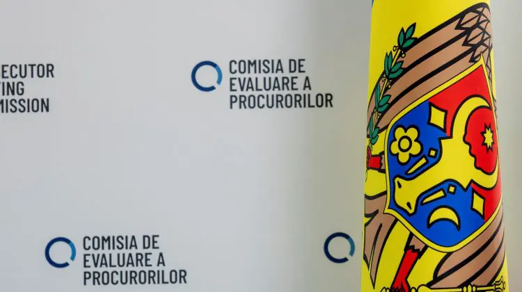 Un membru din Comisia privind evaluarea externă procurorilor demisionează. Motivul: „Constrângeri administrative”
