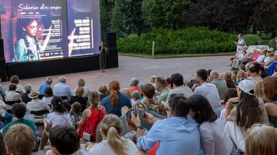 Filmul „Siberia din oase” a fost proiectat duminică în scuarul Parlamentului