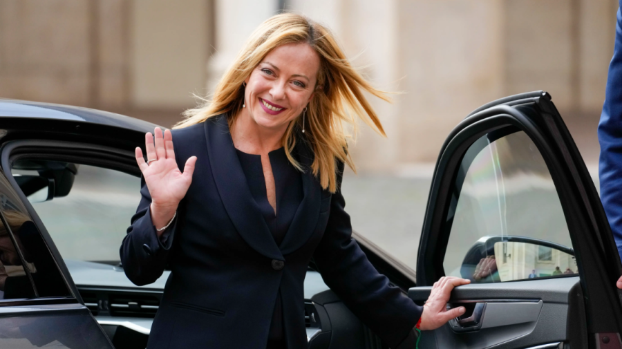 Autobiografia care zguduie Europa. Giorgia Meloni, despre tatăl pușcăriaș și cariera politică