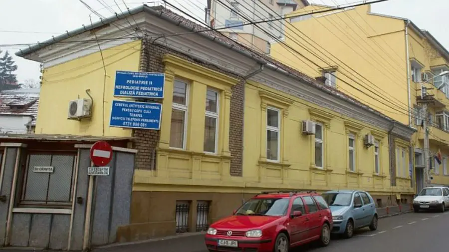 O moldoveancă a decedat după ce a căzut de la etajul unui spital din Cluj