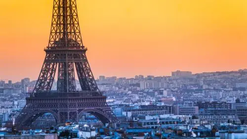 Directorul Turnului Eiffel demisionează după scandalul excluderii angajatelor în timpul vizitei unui grup hindus
