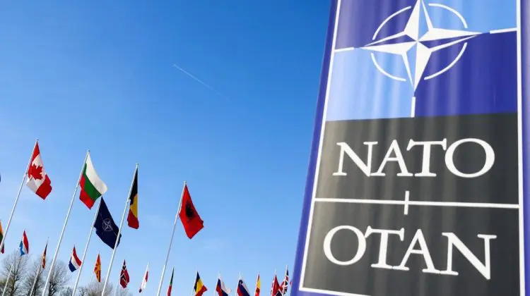 Avertisment dur de la NATO: Rusia controlează teritorii din Ucraina