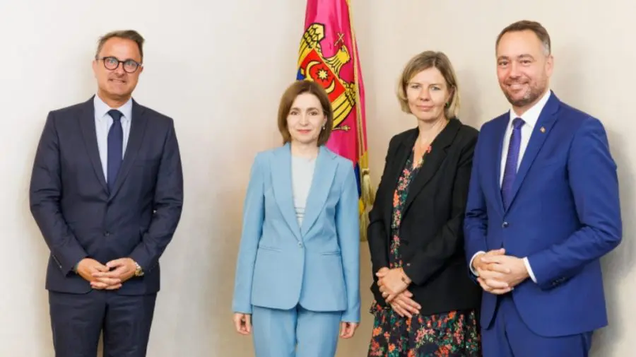Maia Sandu a discutat cu oficiali europeni despre protejarea alegerilor de interferențe externe