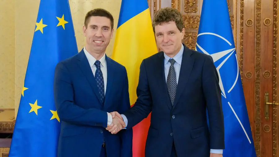 Întâlnire oficială: Mihai Popșoi discută cu Nicușor Dan despre parcursul european al Moldovei și colaborarea bilaterală