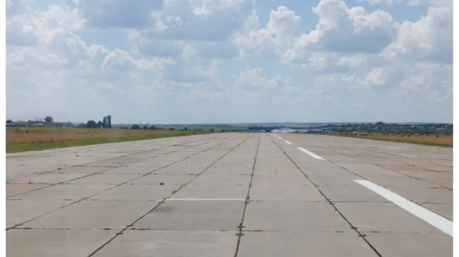 OFICIAL! Trei aeronave ucrainene vor fi parcate temporar pe Aeroportul din Mărculești
