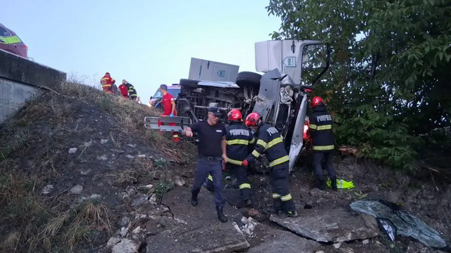 Tragedie pe ruta Moldova–Italia: O femeie a decedat într-un accident rutier, iar alți doi pasageri au fost răniți