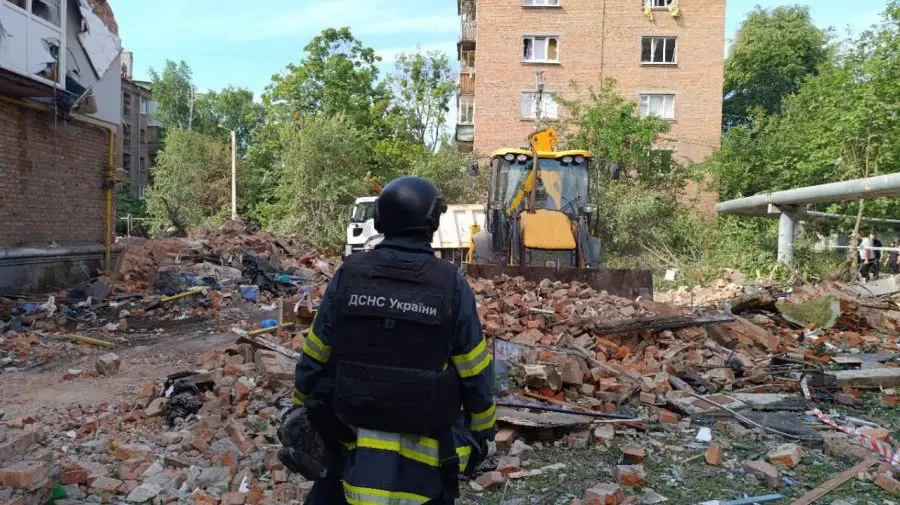 Noi atacuri asupra Ucrainei, în timp ce Rusia cere garanții de securitate: cel puțin 11 răniți