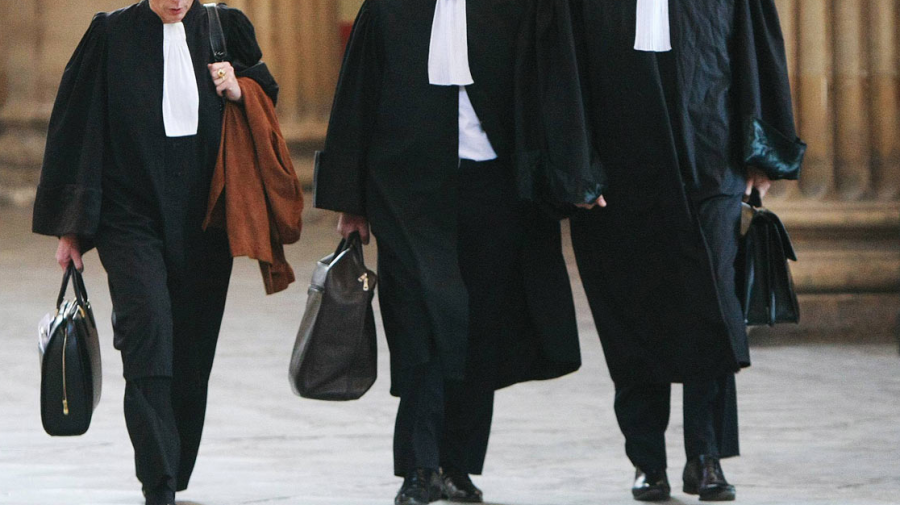 CSJ: Foștii procurori și judecători trebuie să susțină examenul de calificare pentru a deveni avocați