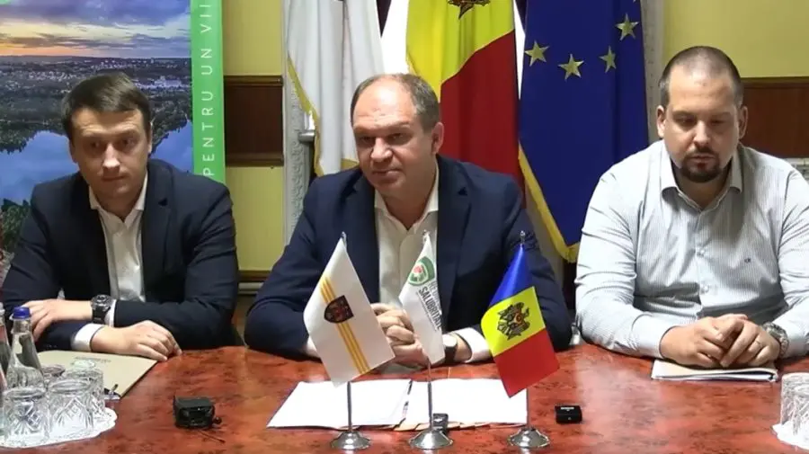 VIDEO Orașul Chișinău va achiziționa echipamente noi de salubrizare în valoare de 1,5 milioane de euro