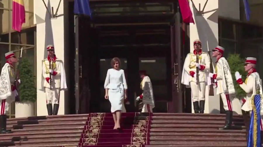 LIVE Ceremonia de întâmpinare a lui Emmanuel Macron, Friedrich Merz, și Donald Tusk, de către șefa statului