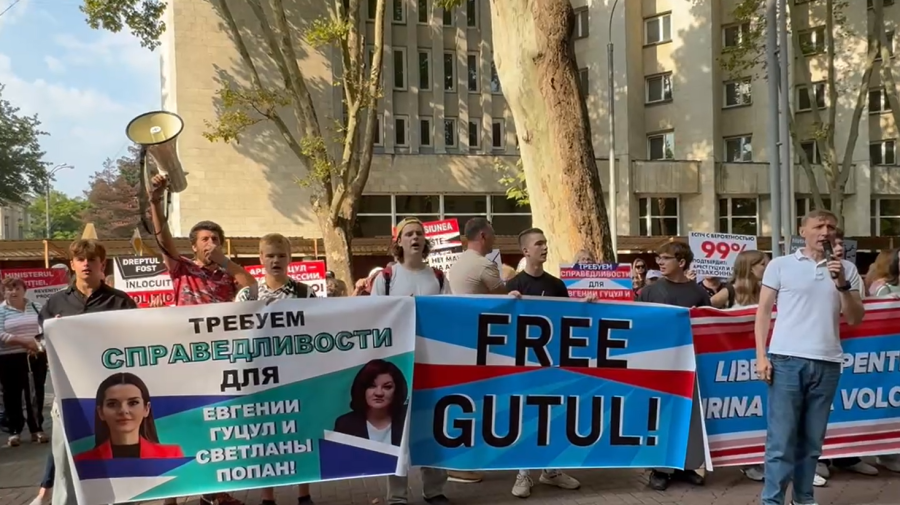 Susținătorii Evgheniei Guțul au protestat la Ministerul Justiției. Reacția instituției