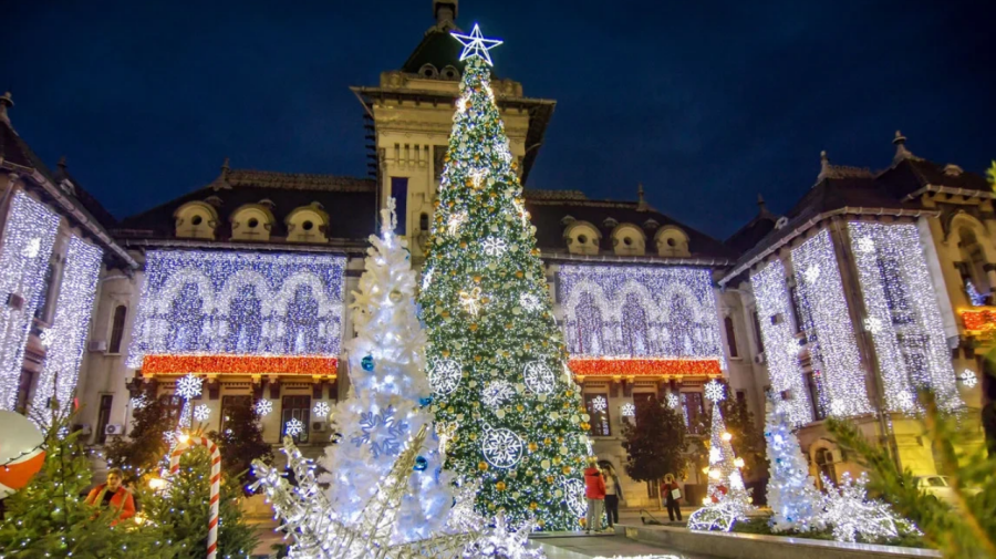 Incredibil, dar adevărat! Au început pregătirile pentru Târgul de Crăciun de la Craiova – VIDEO