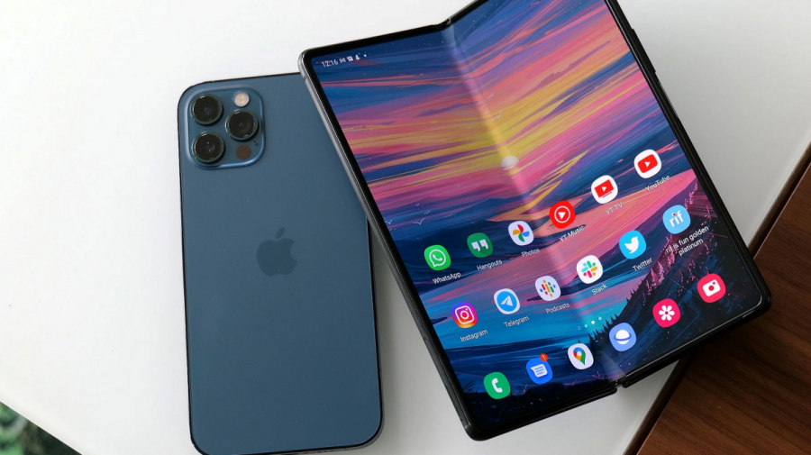 Samsung câștigă teren în fața Apple în SUA datorită inovației pliabile