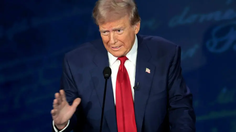 Trump anunță un posibil summit la care să participe alături de Putin, Zelenski și ”unii lideri europeni”