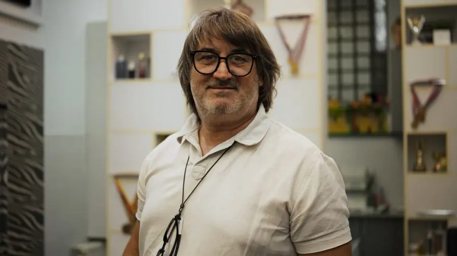 „Europa pentru mine înseamnă șansa de a construi un viitor bun în Moldova”, Victor Micușa, stilist și antreprenor