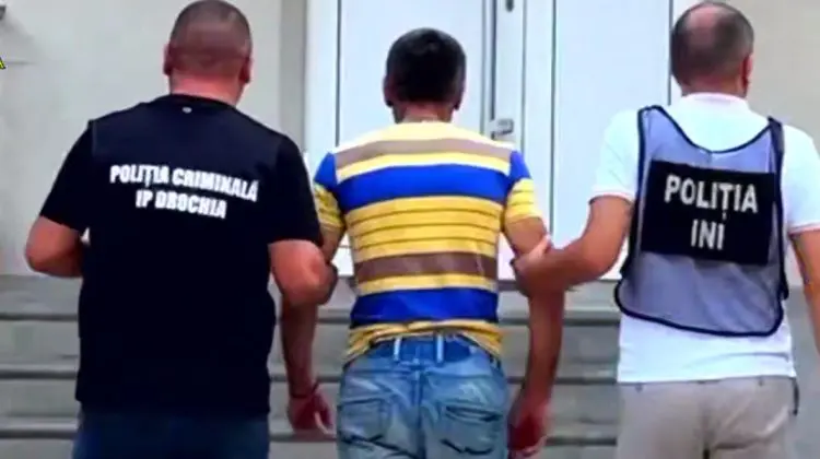 Reținut cu „sare” în mână: Tânăr de 17 ani implicat într-un dosar de droguri