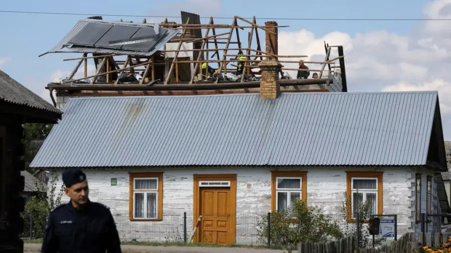 Polonia: Casa avariată în timpul atacului cu drone rusești a fost, cel mai probabil, lovită de apărarea occidentală