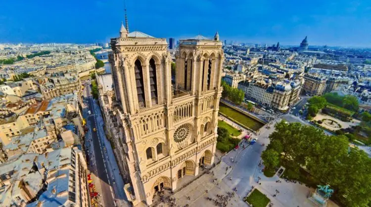 Turnurile Catedralei Notre-Dame din Paris, din nou accesibile vizitatorilor după restaurare