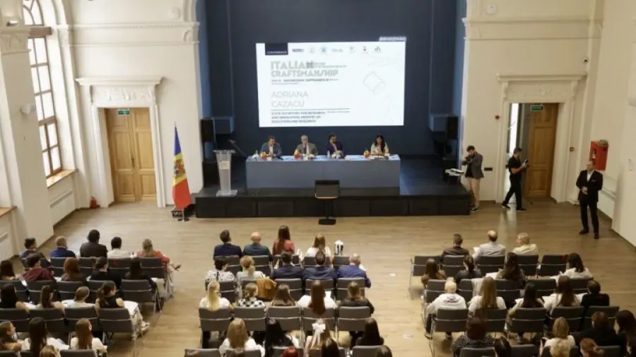 Designeri italieni și moldoveni, profesori, studenți și elevi au participat la un eveniment internațional la UTM