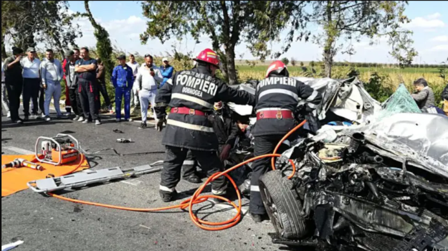 Accident suspect în România: duba care l-a escortat pe ex șef SIS din Moldova, Alexandru Bălan, lovită de un TIR