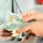 Curs valutar 24 septembrie 2026: Cât valorează un euro și un dolar