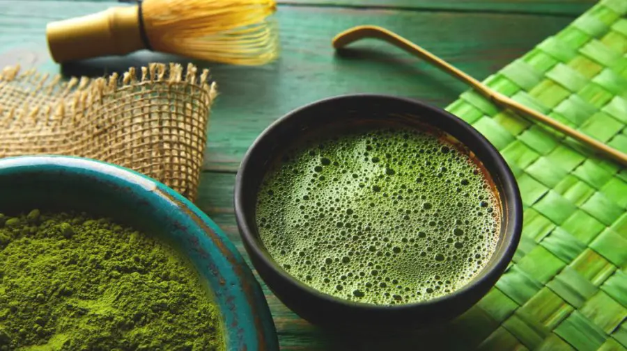 Băutura verde a vedetelor, matcha, poate fi periculoasă. O femeie a ajuns la spital