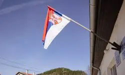 Serbia va organiza alegeri parlamentare anticipate pe 25 octombrie